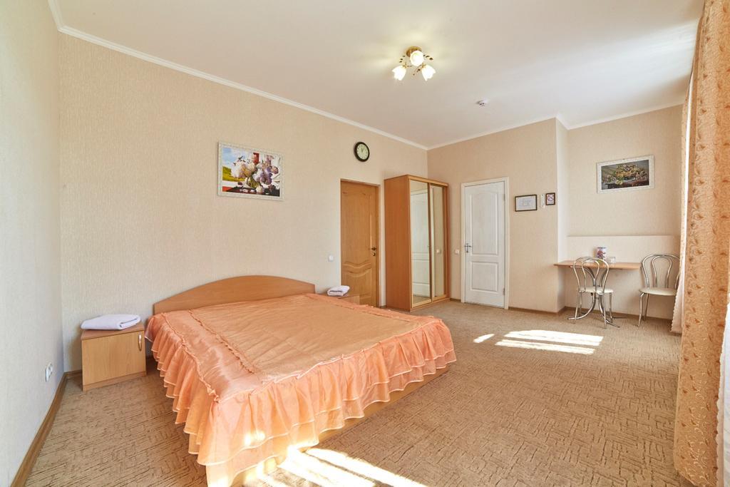 Delta Hotel Kyiv Eksteriør billede